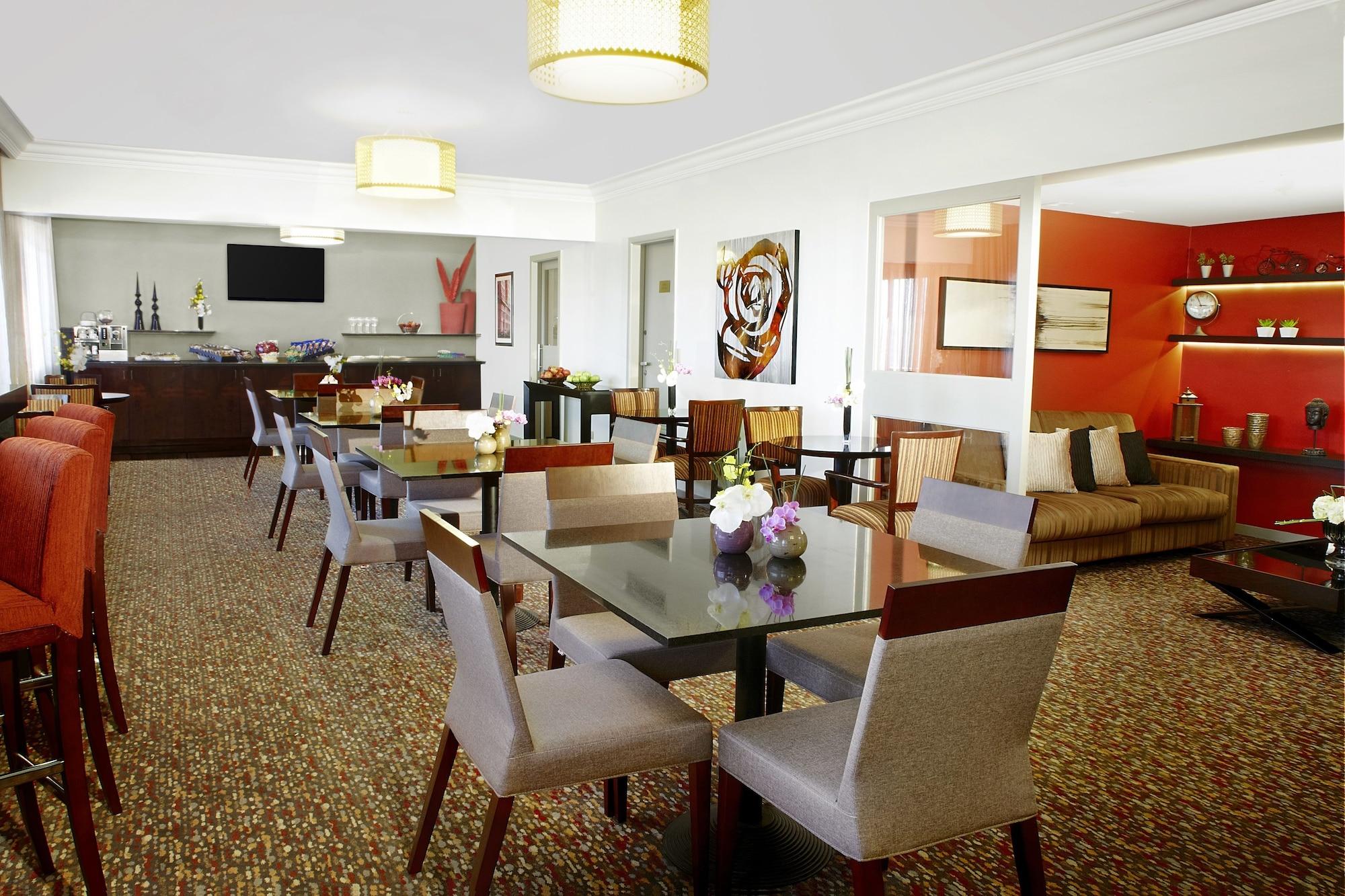 Marriott Sao Paulo Airport Hotel Guarulhos Eksteriør billede Club Lounge at KLIA