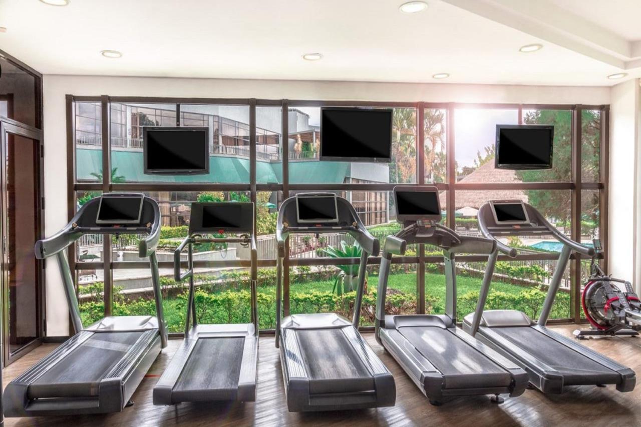 Marriott Sao Paulo Airport Hotel Guarulhos Eksteriør billede Treadmills in a gym