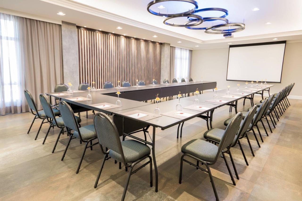 Marriott Sao Paulo Airport Hotel Guarulhos Eksteriør billede U-shaped table