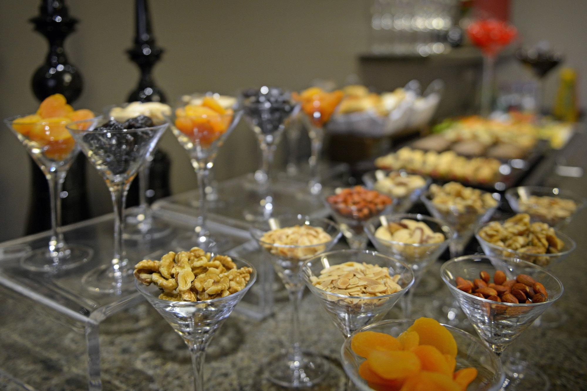 Marriott Sao Paulo Airport Hotel Guarulhos Eksteriør billede A selection of canapés