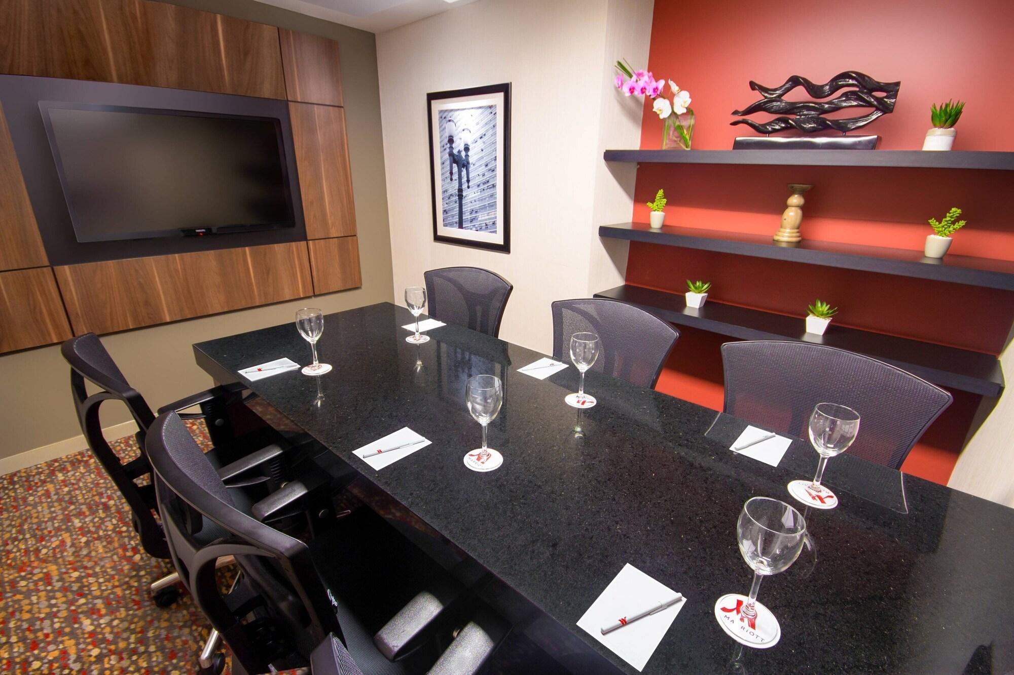 Marriott Sao Paulo Airport Hotel Guarulhos Eksteriør billede A typical boardroom
